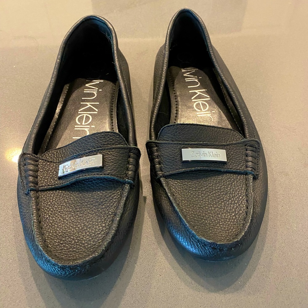 Calvin Klein Leather Loafer size 10